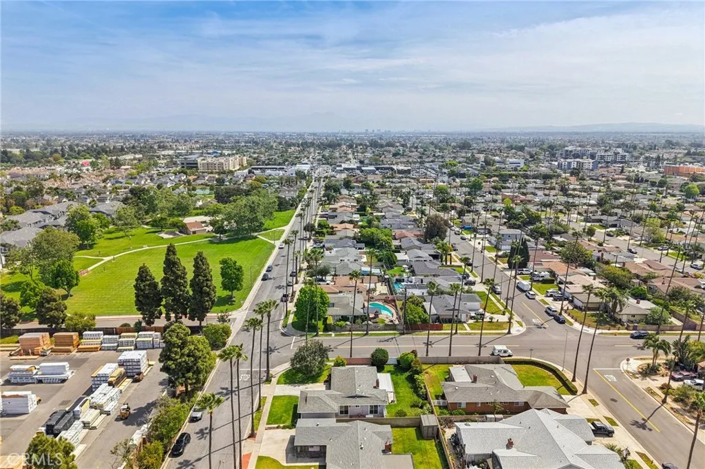 Additional image 80 of 7602 Taylor Dr, Huntington Beach, CA 92648