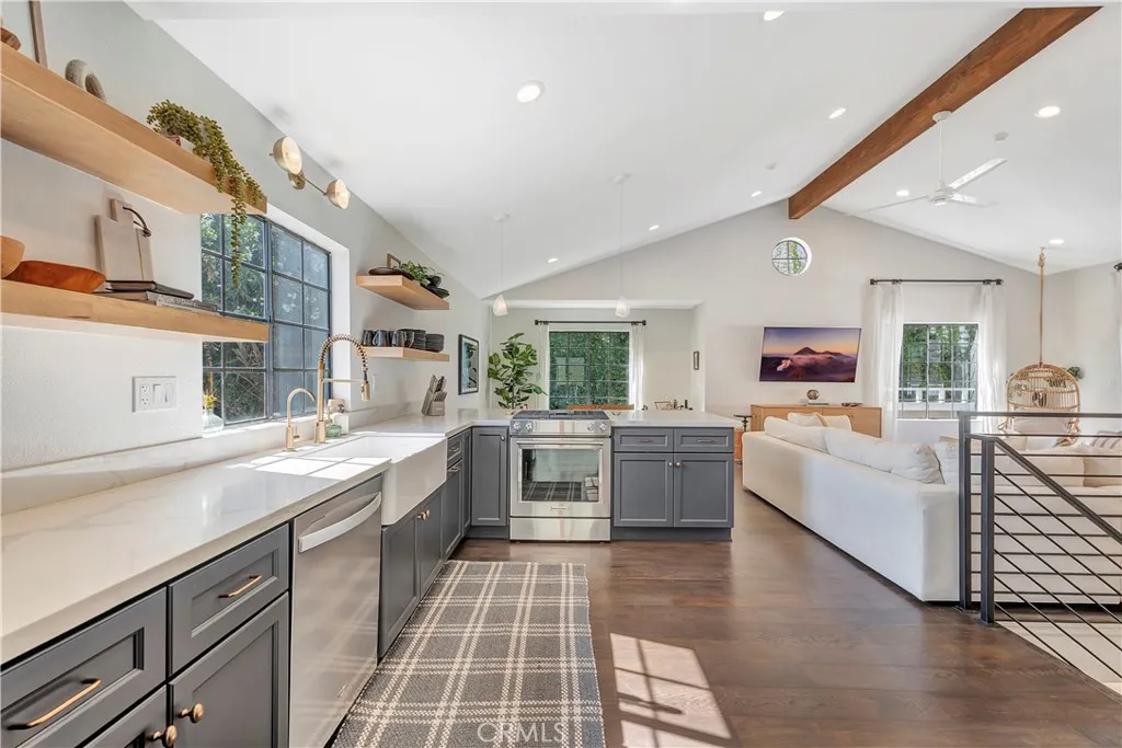 Additional image 38 of 1924 Mathews Avenue Unit C, Redondo Beach, CA 90278