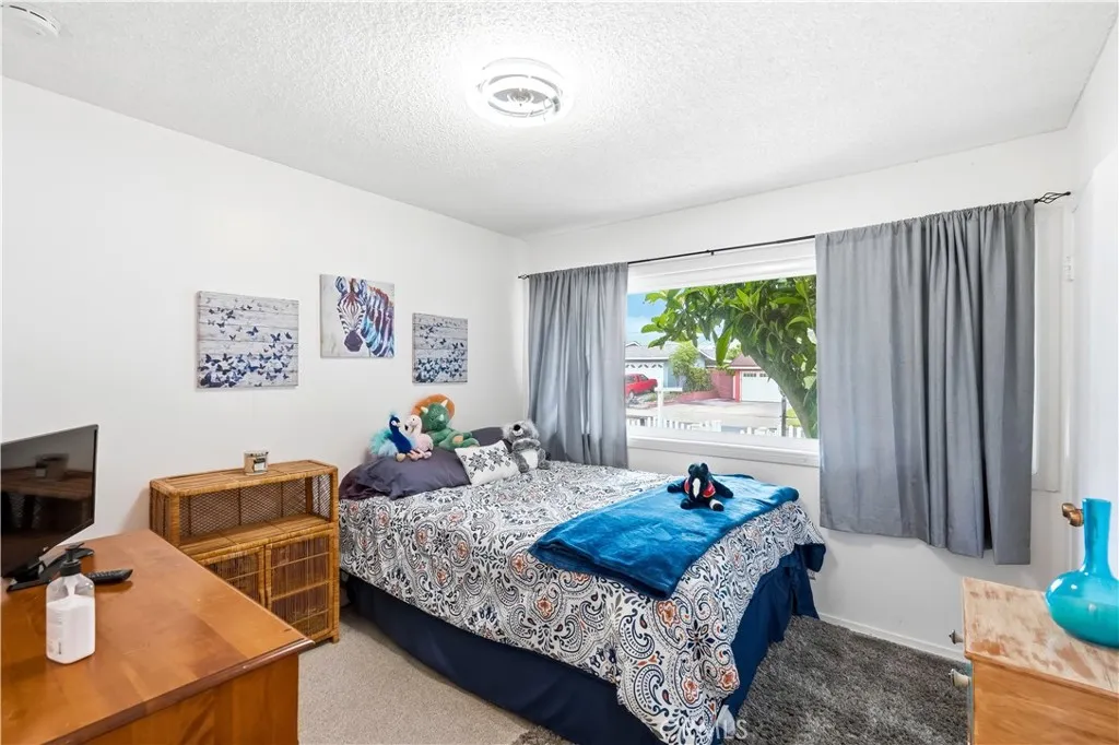 Additional image 19 of 10153 Debra Avenue, North Hills, CA 91343