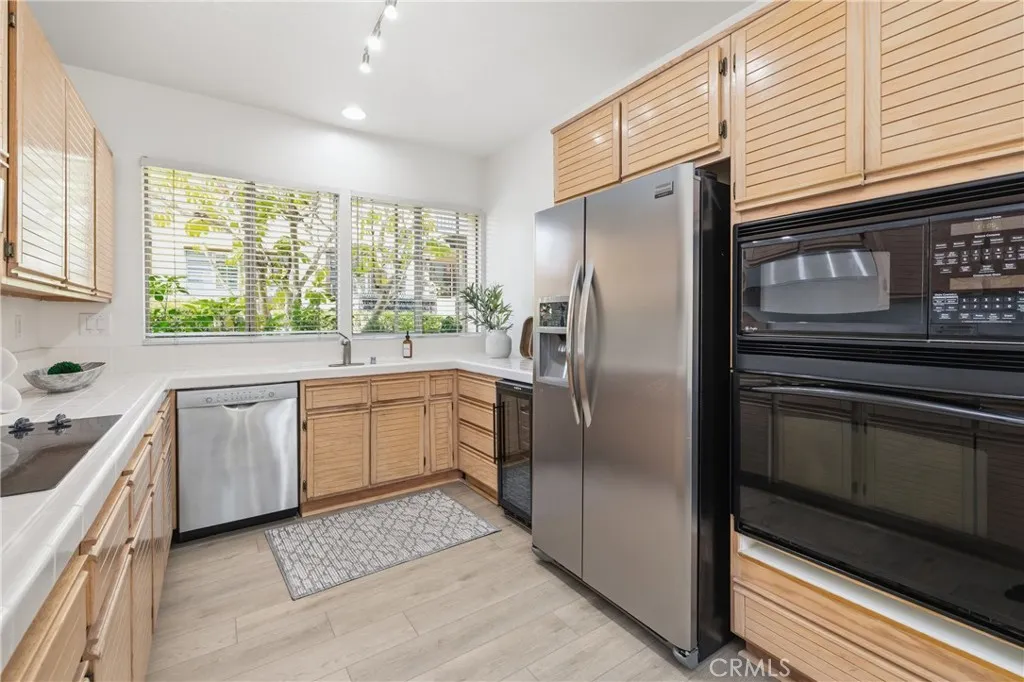 Additional image 7 of 909 Muirfield Drive, Newport Beach, CA 92660