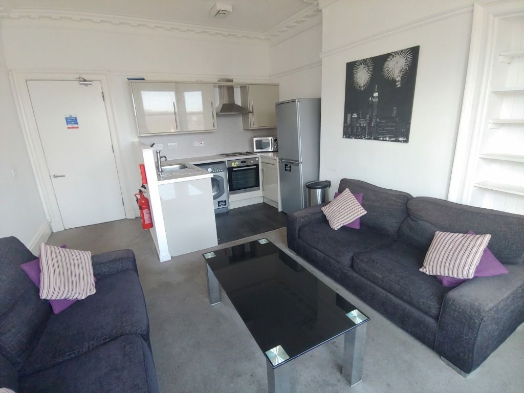 Additional image 3 of 3 bed flat to rentBarnton Street, Stirling Town, Stirling FK8