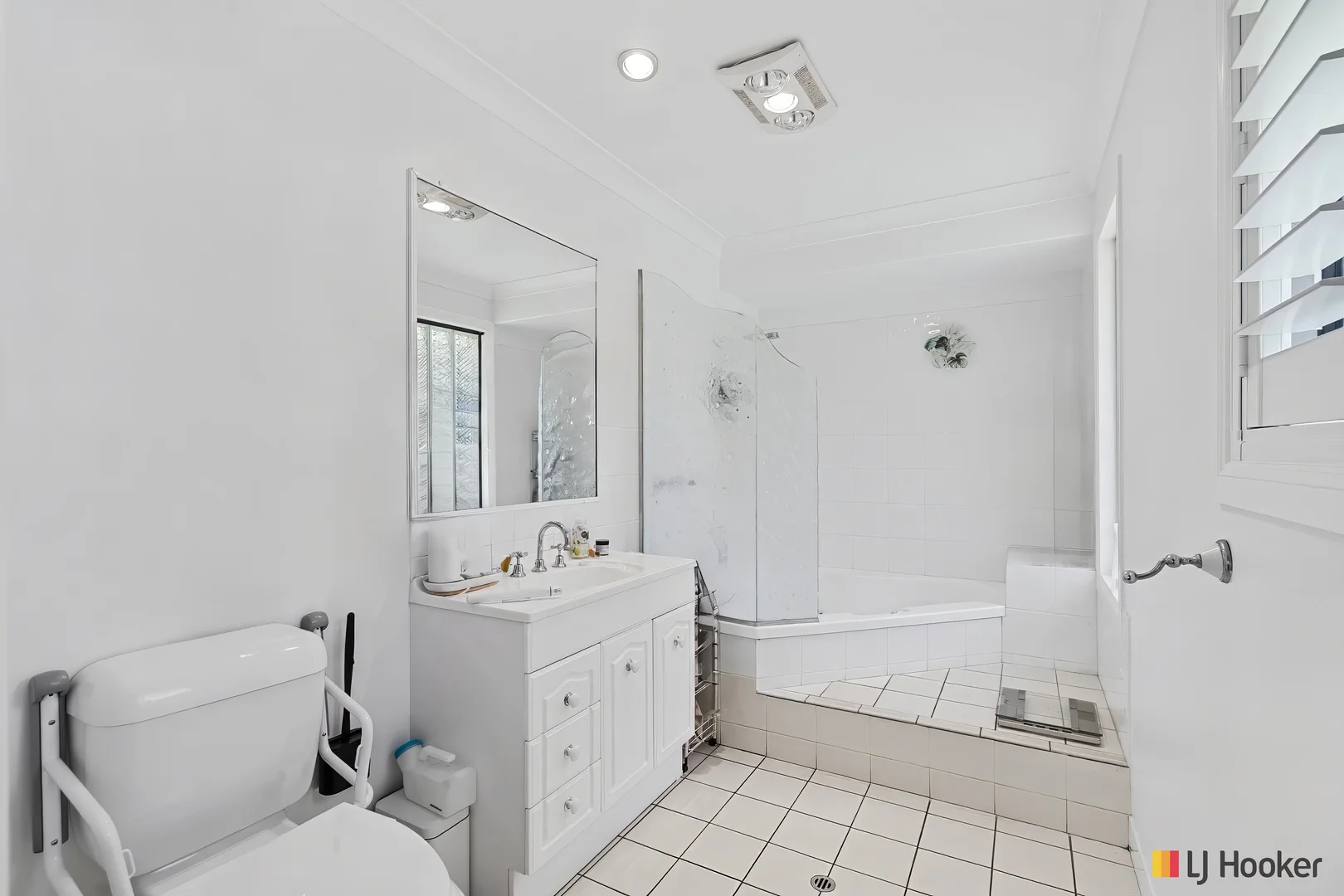 Additional image 10 of 6 Brookside Avenue, Norman Gardens QLD 4701