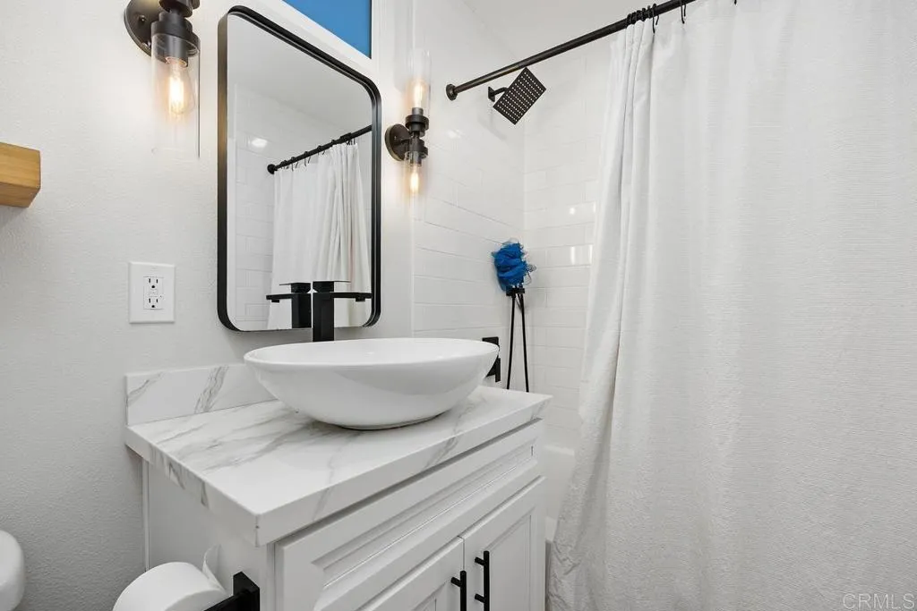 Additional image 31 of 4185 Combe Way, San Diego, CA 92122