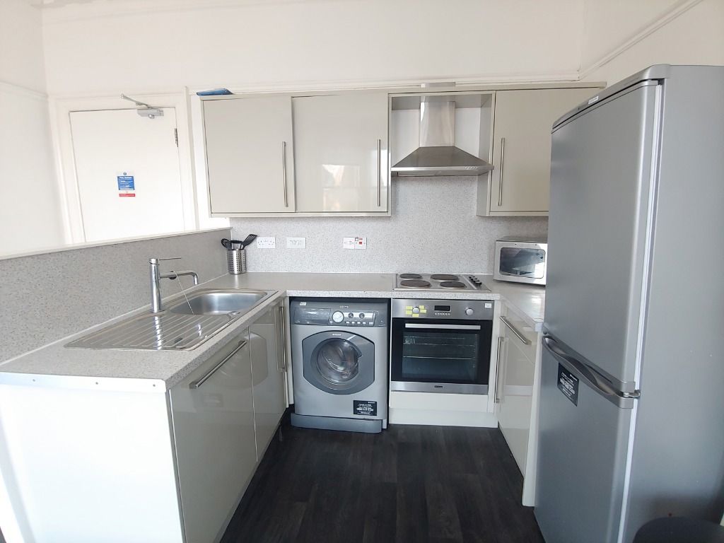 Additional image 4 of 3 bed flat to rentBarnton Street, Stirling Town, Stirling FK8