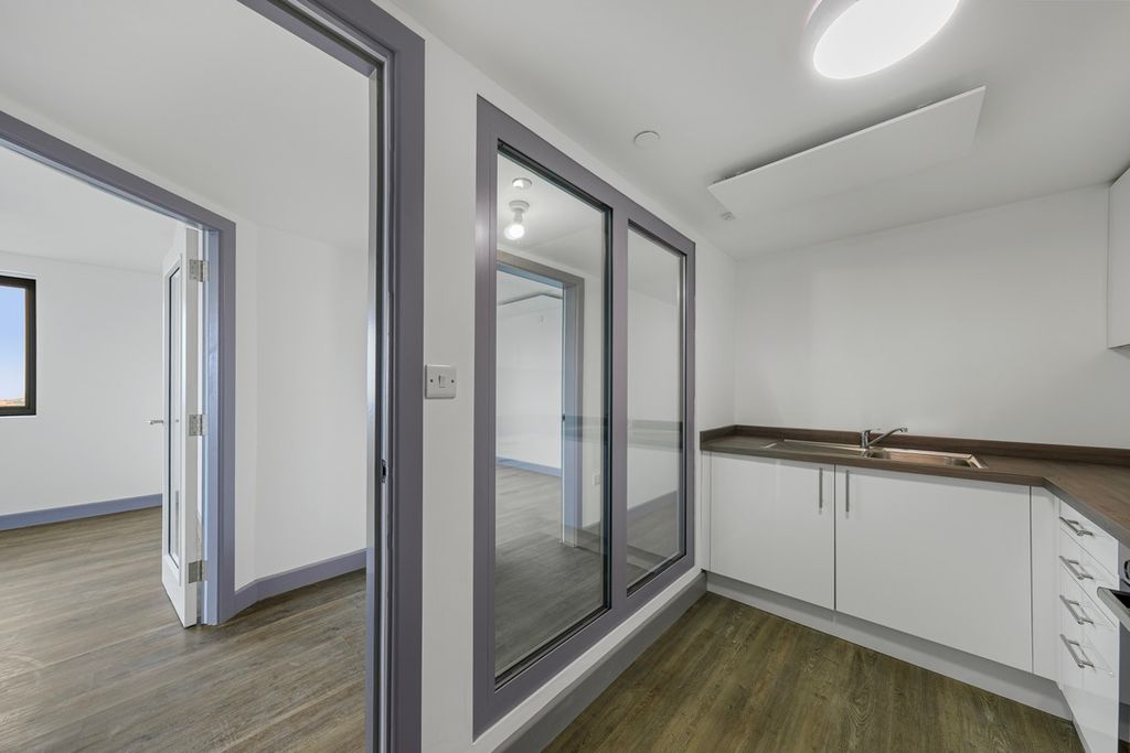 Additional image 3 of 3 bed flat to rentChurch Road, Liverpool L22