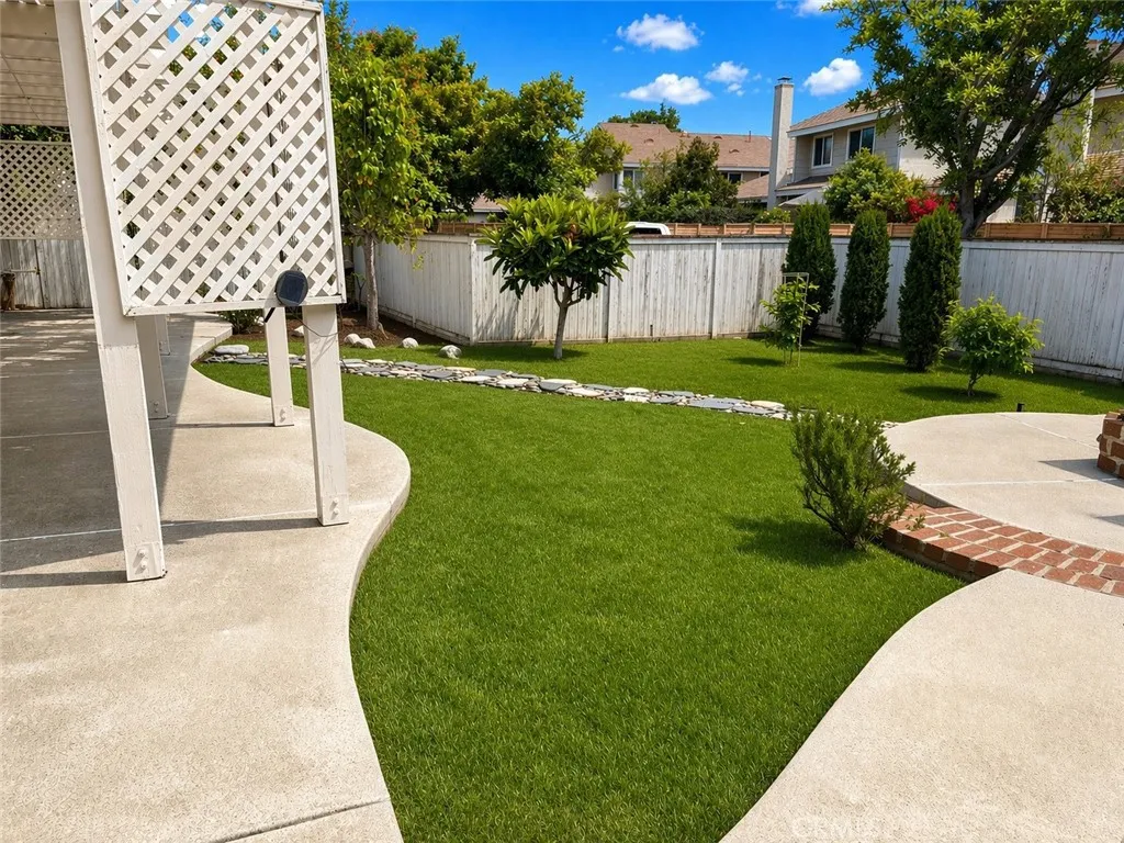 117 E Yale Loop Unit 24, Irvine, CA 92604