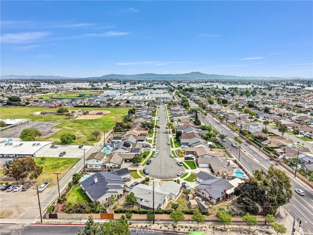 6501 Pickett Ave, Garden Grove, CA 92845