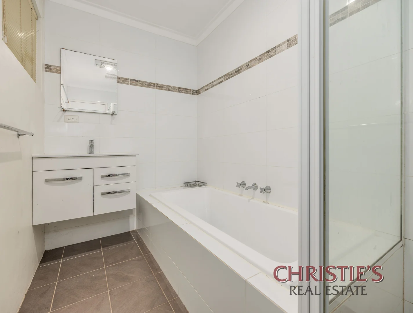 Additional image 13 of 735 Traylen Road, Stoneville WA 6081