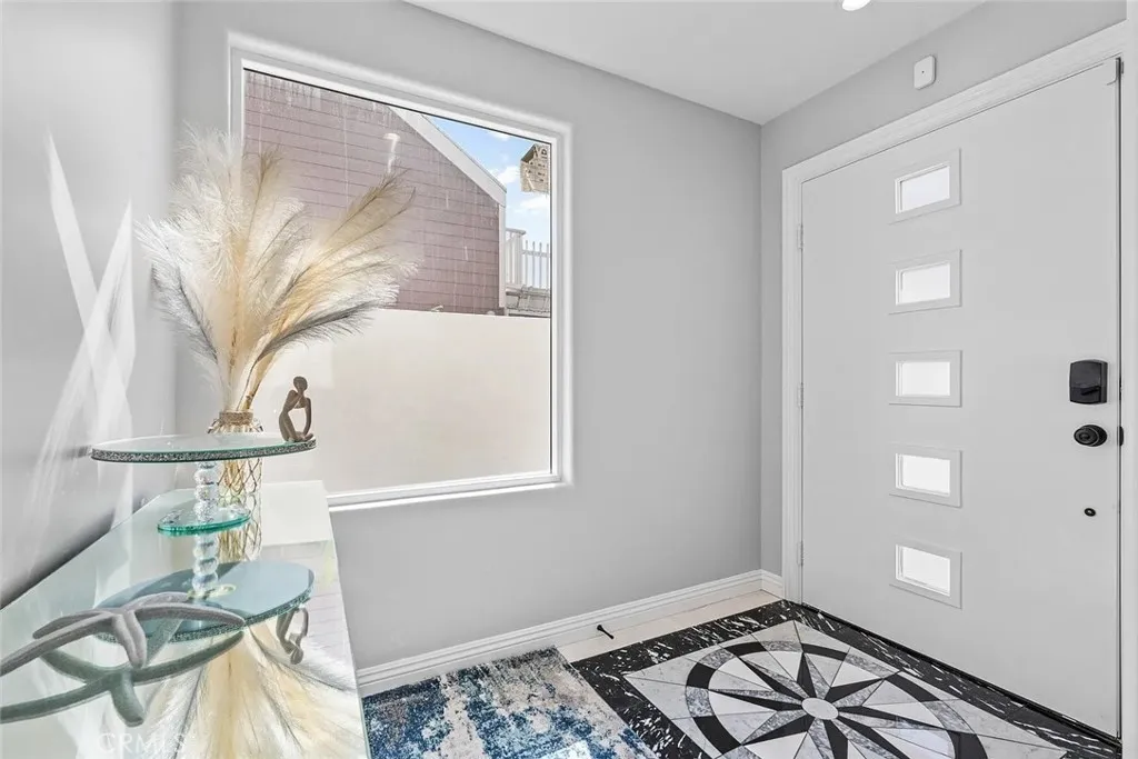 Additional image 6 of 16742 Intrepid Ln, Huntington Beach, CA 92649