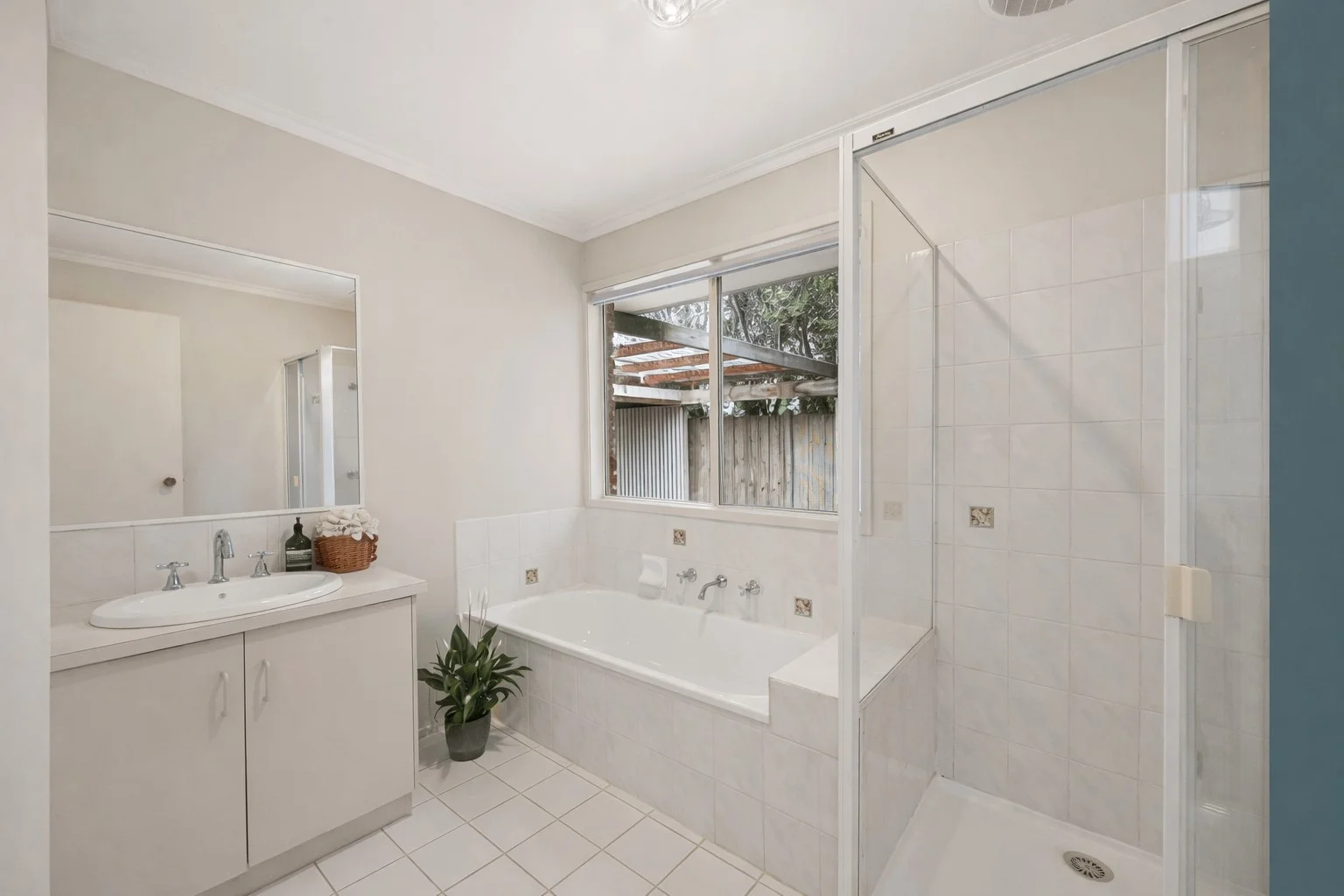 Additional image 11 of 1 Ferncroft Court, Berwick VIC 3806