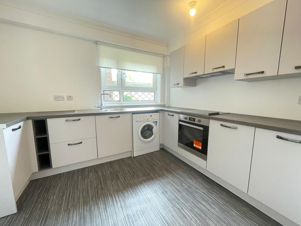 Additional image 5 of 2 bed flat to rentGlebe Street, Hamilton ML3