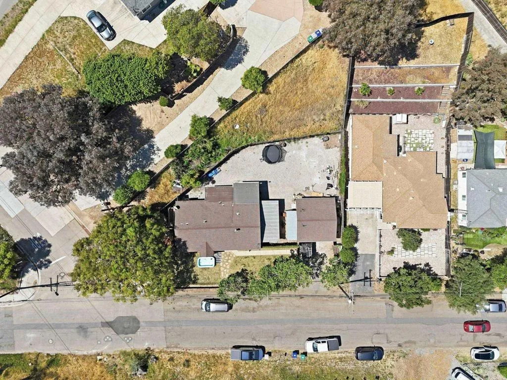 Additional image 37 of 916 Madera Street, San Diego, CA 92114