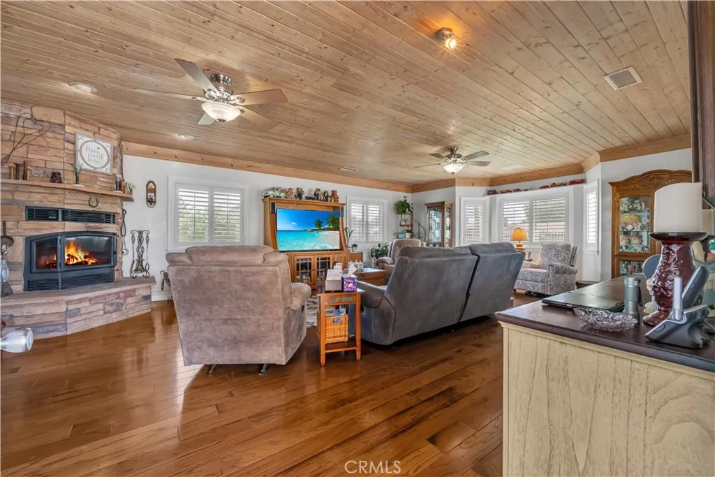 Additional image 6 of 43516 18th St W, Lancaster, CA 93534