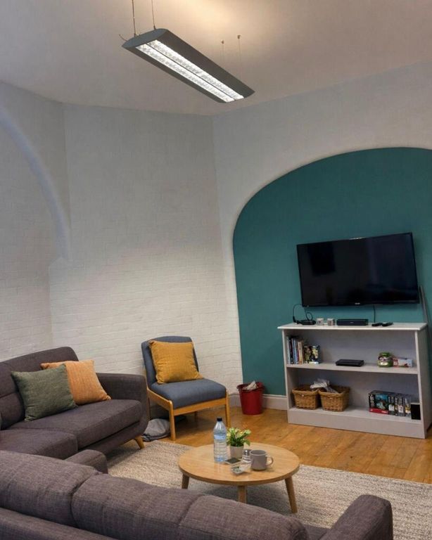 Additional image 2 of 5 bed flat to rentLustrous House, Green Street, Gillingham ME7