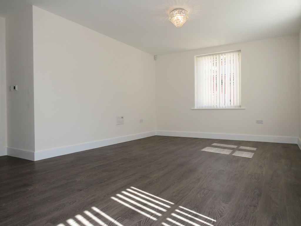 Additional image 4 of 2 bed flat to rentPrinces Drive, Worcester WR1
