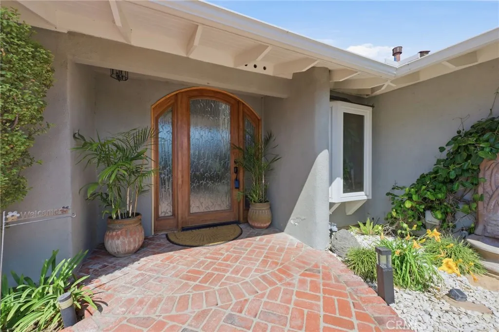 Additional image 8 of 1633 Santiago Dr, Newport Beach, CA 92660