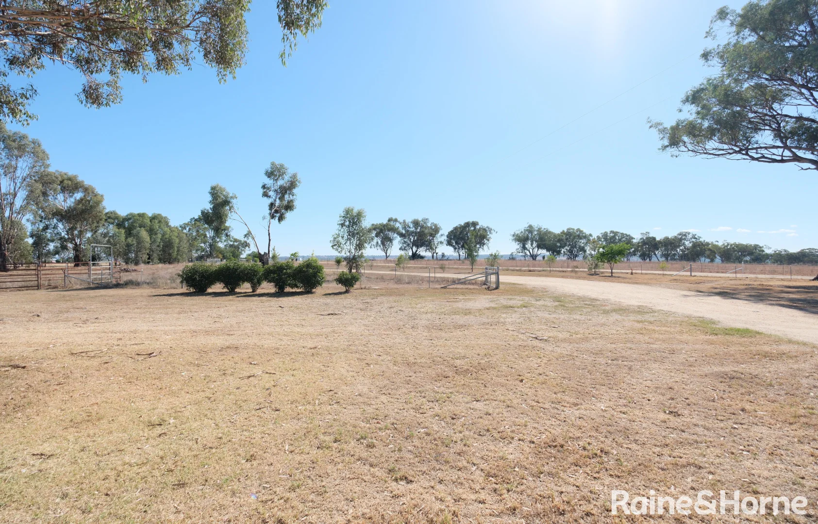 Additional image 16 of 86 Toms Drive, Inverell NSW 2360