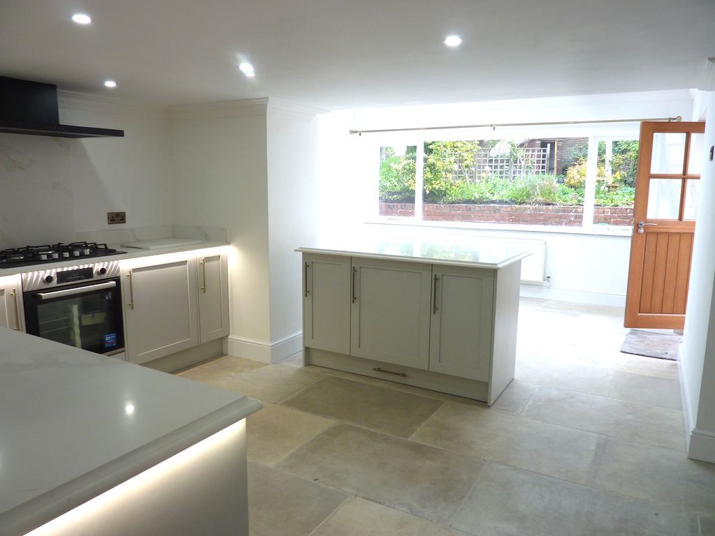 Additional image 5 of 3 bed terraced house to rentNew Market Street, Usk NP15