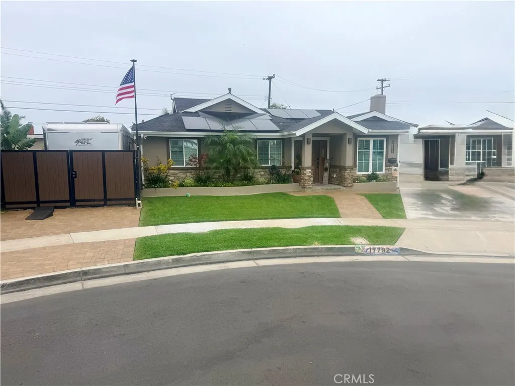17792 Lewis Ln, Huntington Beach, CA 92647