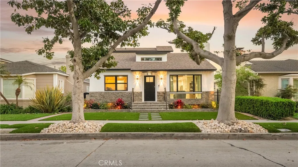 286 Glendora Avenue, Long Beach, CA 90803