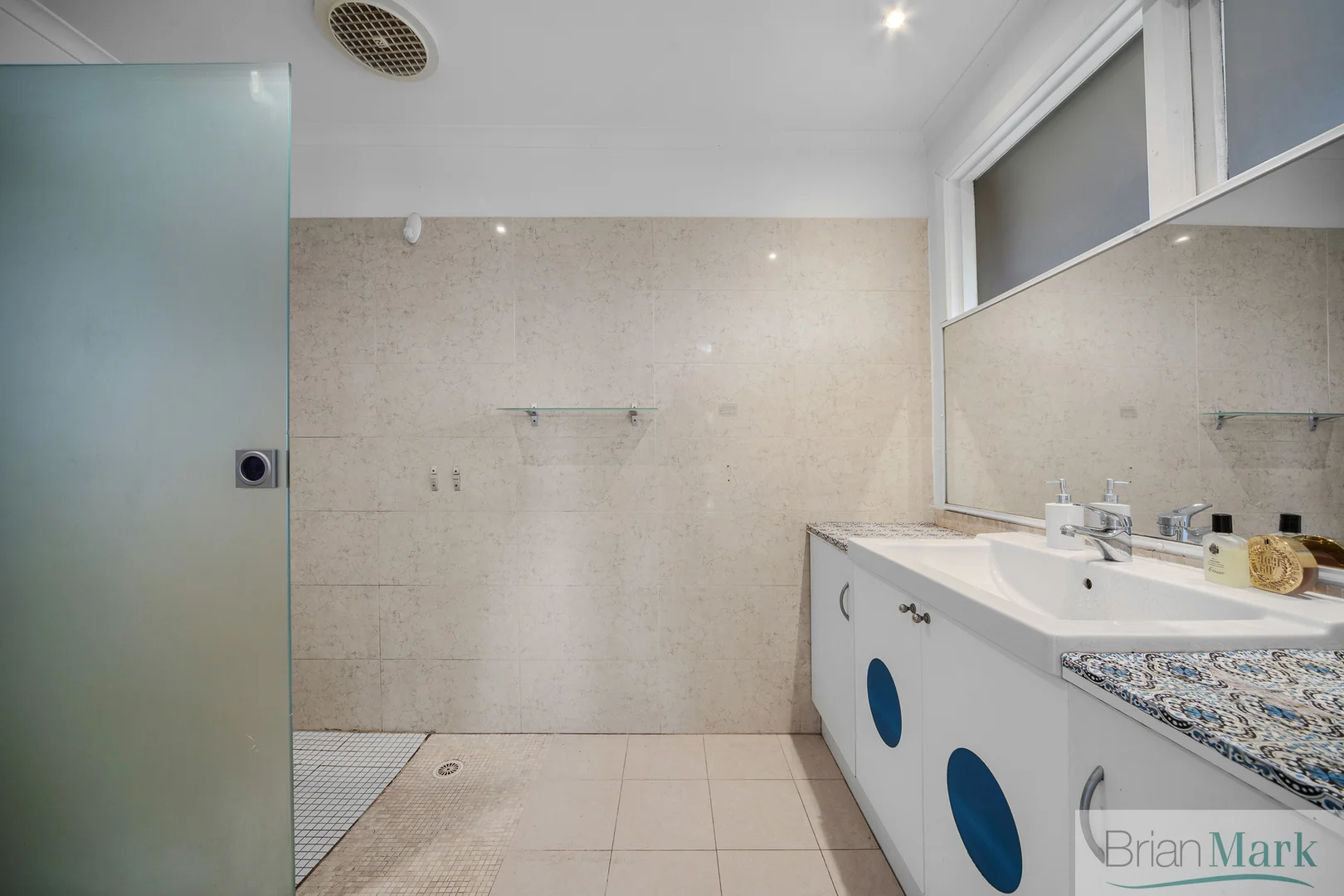 Additional image 13 of 6 Poinciana Court, Werribee VIC 3030