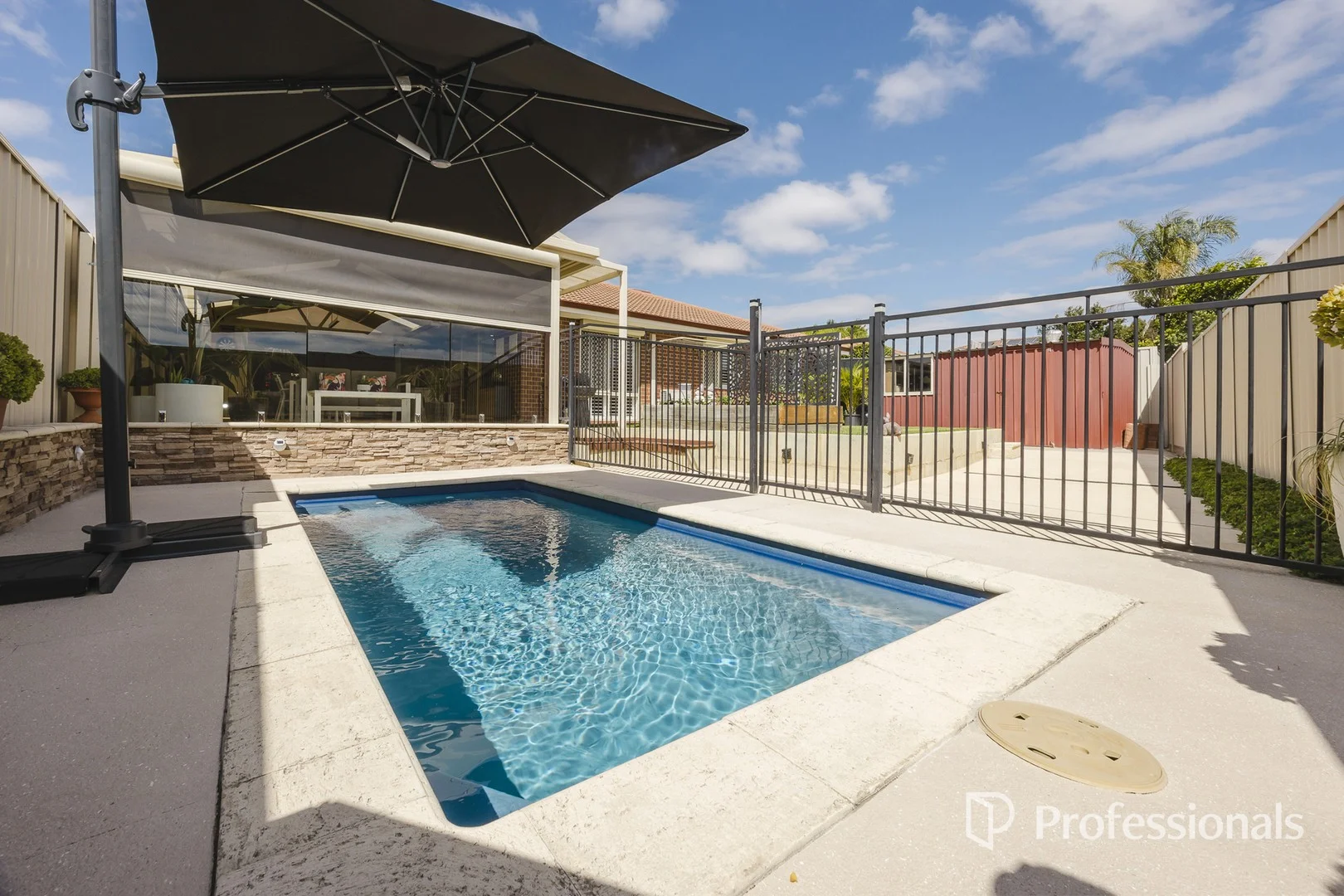 89 Ullinger Loop, Marangaroo WA 6064