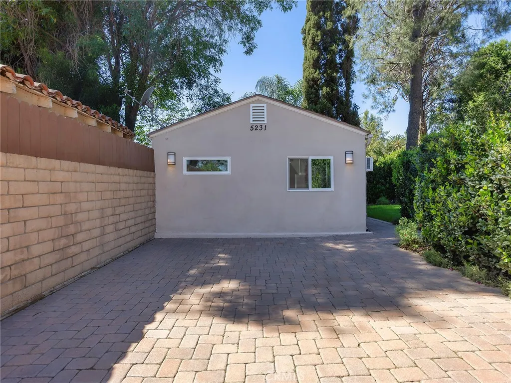 Additional image 43 of 5233 Lemp Avenue, Valley Village, CA 91601