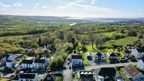 Waun Road, Loughor, Swansea, West Glamorgan SA4