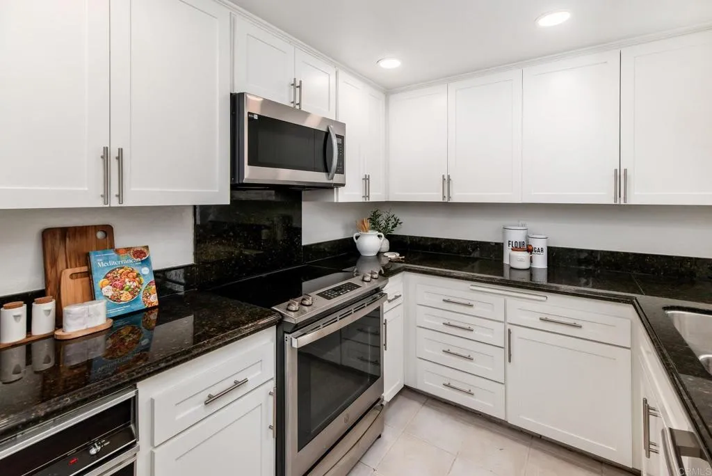 Additional image 48 of 4084 Crystal Dawn Lane Unit 105, San Diego, CA 92122