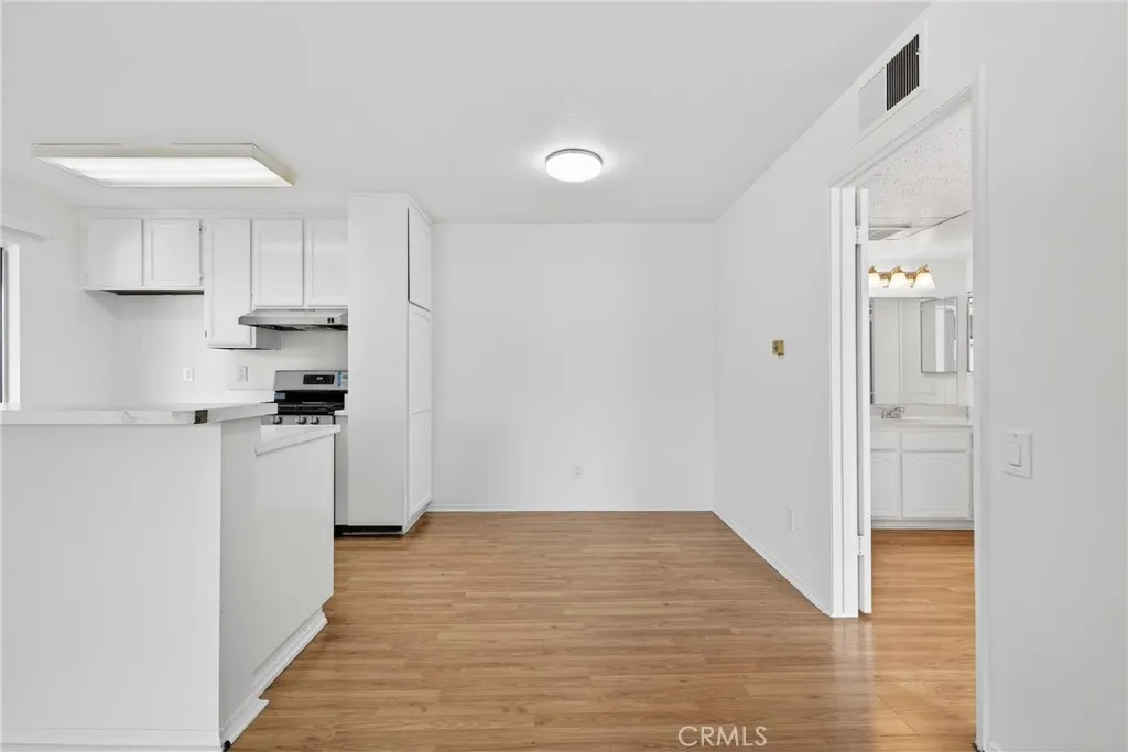 Additional image 52 of 2839 S Fairview St Unit D, Santa Ana, CA 92704