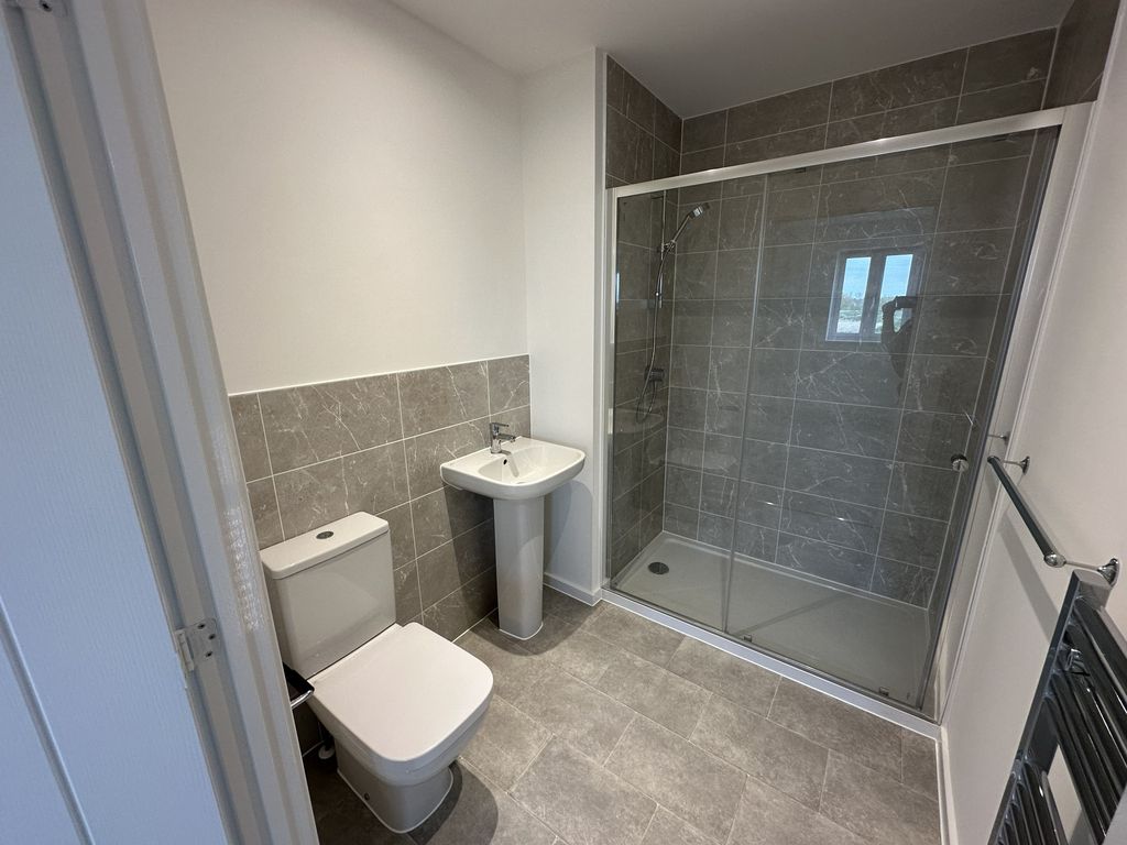 Additional image 16 of 3 bed town house to rentEpping Drive, Peterborough PE7