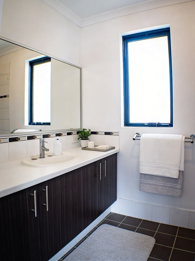 Additional image 11 of 4 Astrolux Court, Banksia Grove WA 6031