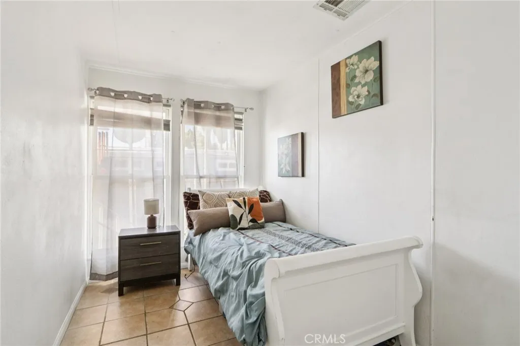 Additional image 37 of 16079 Yarnell Street Unit C27, Sylmar, CA 91342