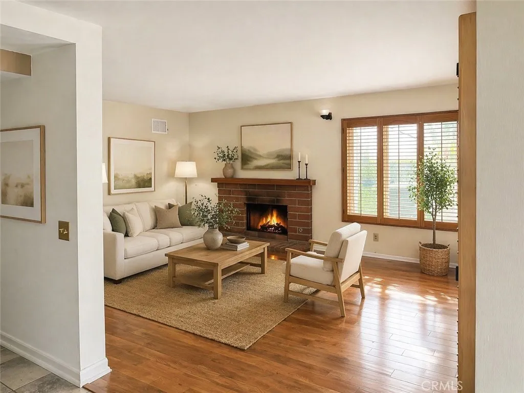 Additional image 18 of 117 E Yale Loop Unit 24, Irvine, CA 92604