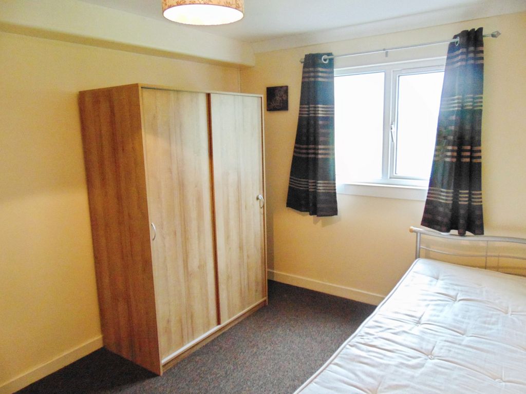 Additional image 5 of 2 bed flat to rentVictoria Street, Craigshill, Livingston EH54