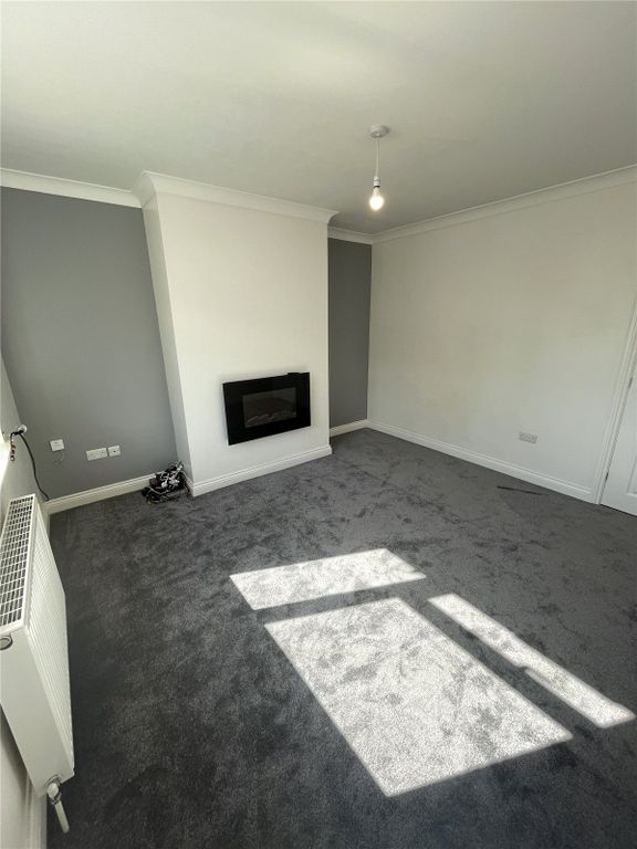 Additional image 4 of 2 bed flat to rentWarwick Road, Carlisle, Cumbria CA1