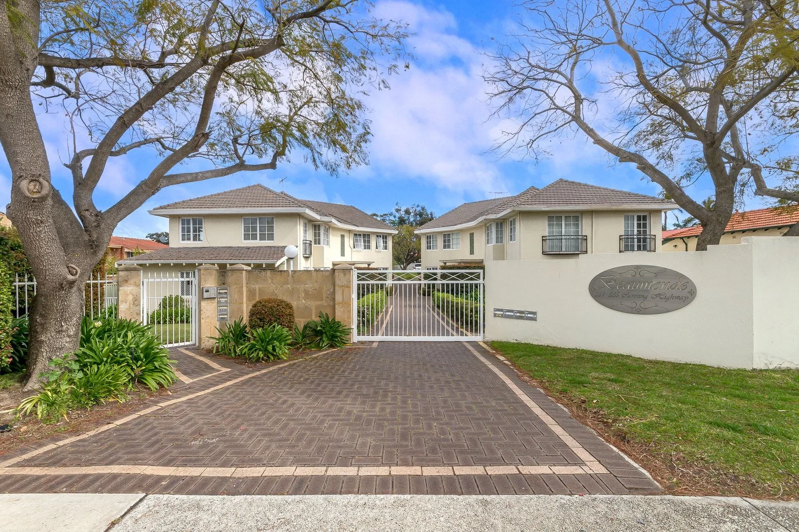 8/333 Canning Highway, Como WA 6152