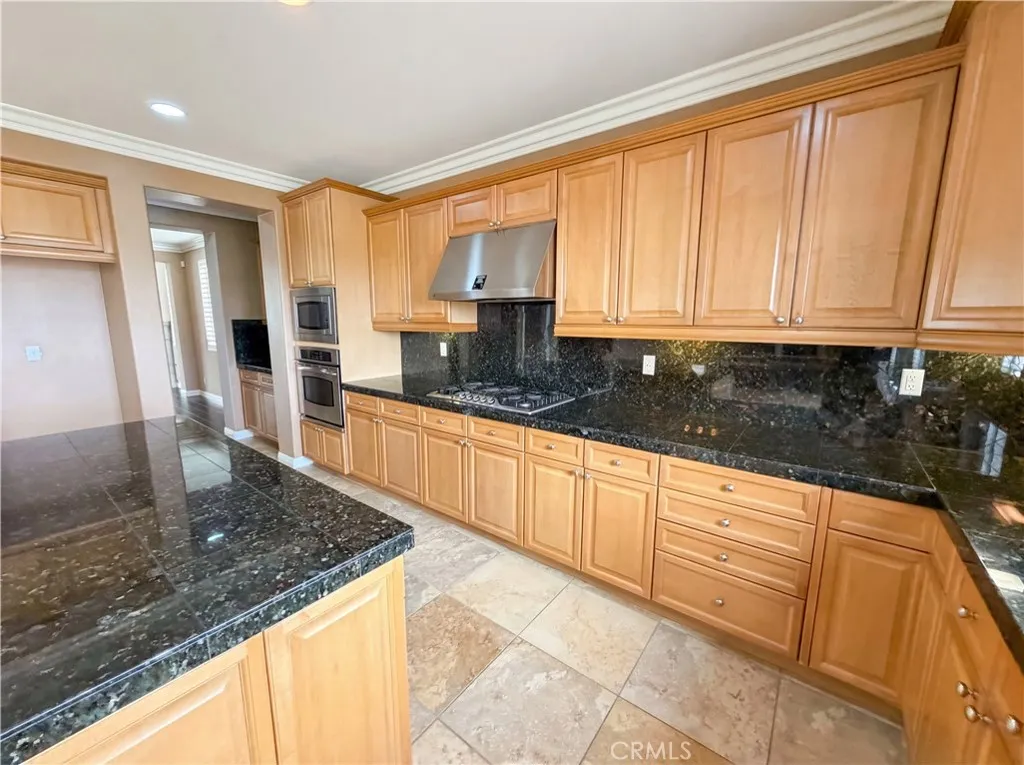 Additional image 50 of 23 Plaza Modena, Lake Elsinore, CA 92532