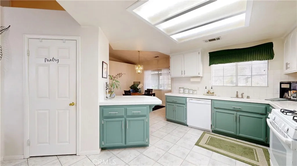 Additional image 108 of 15640 Lime St, Hesperia, CA 92345