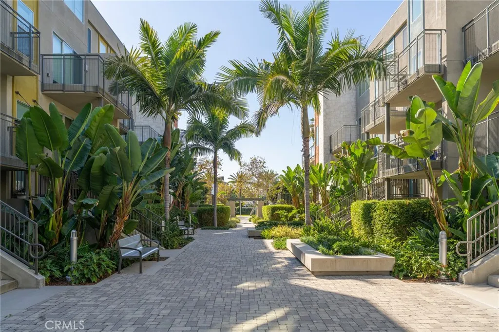Additional image 89 of 81 Waldorf, Irvine, CA 92612