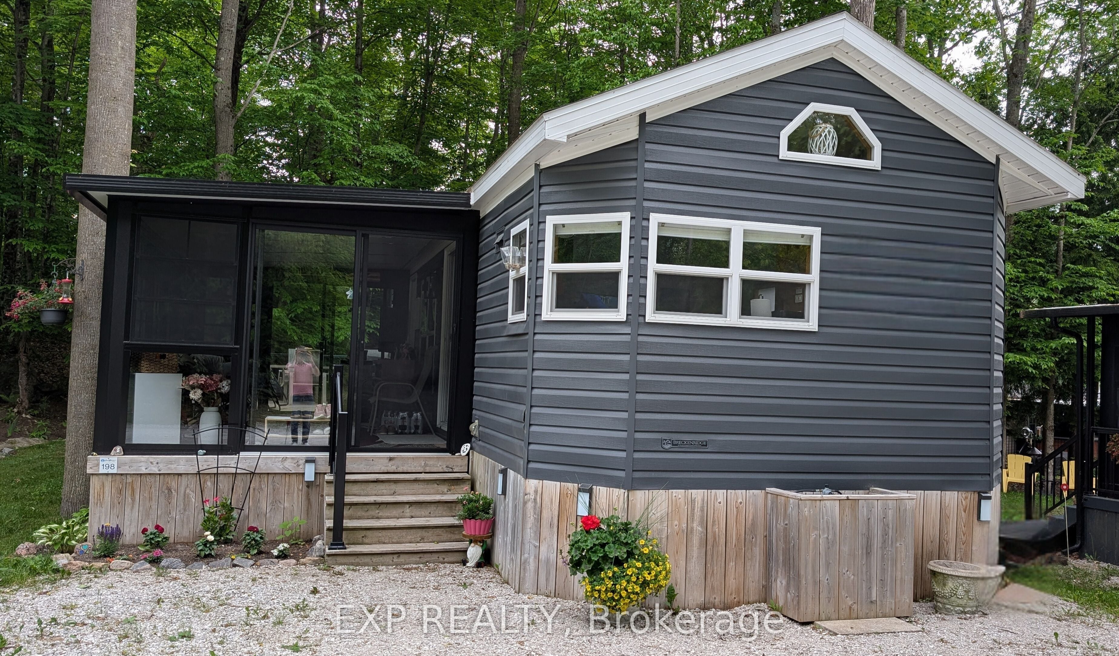 1082 Shamrock Marina Road, Gravenhurst, ON, P0E 1N0