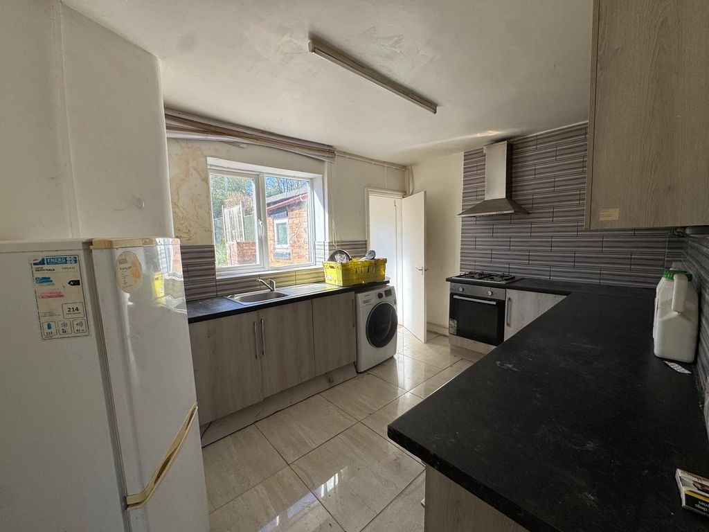 Additional image 2 of 3 bed maisonette to rentSt. Andrews Drive, Newcastle Under Lyme ST5