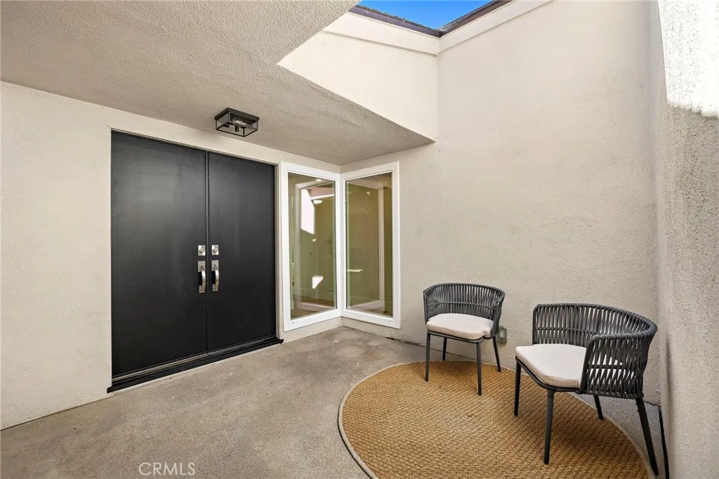 Additional image 75 of 359 Ravello Lane, Costa Mesa, CA 92627