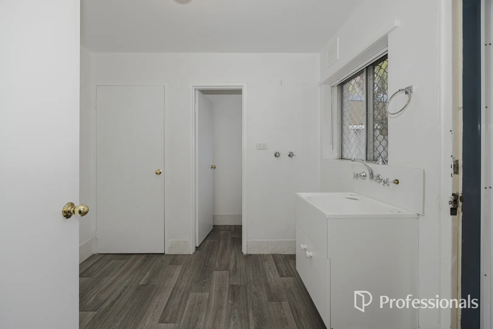 Additional image 8 of 24E Casserley Avenue, Girrawheen WA 6064