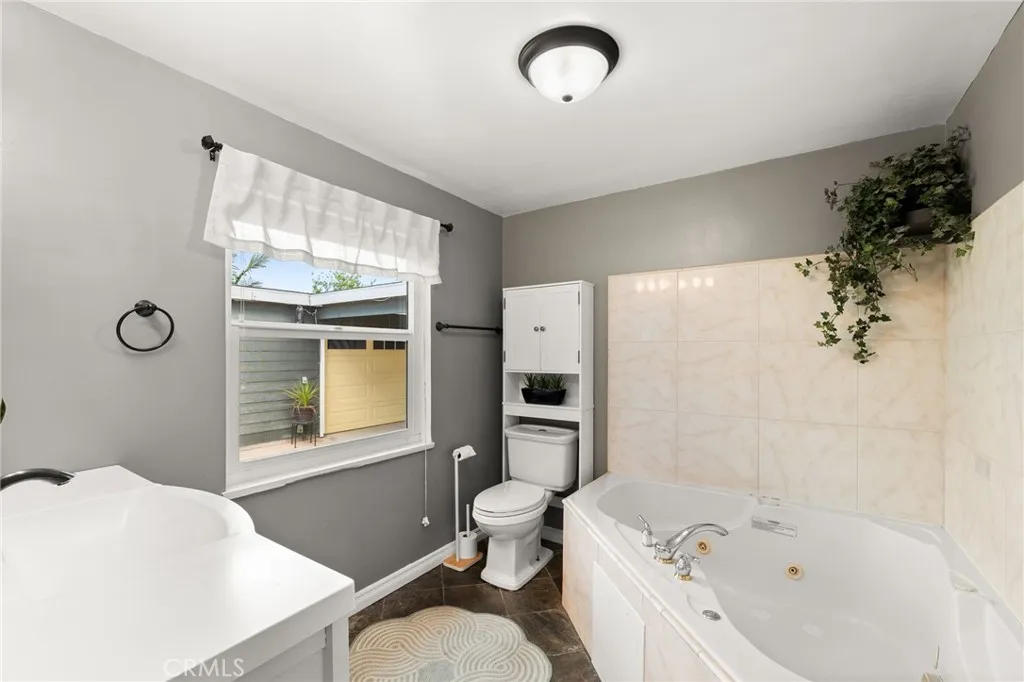 Additional image 81 of 2335 Carfax Ave, Long Beach, CA 90815