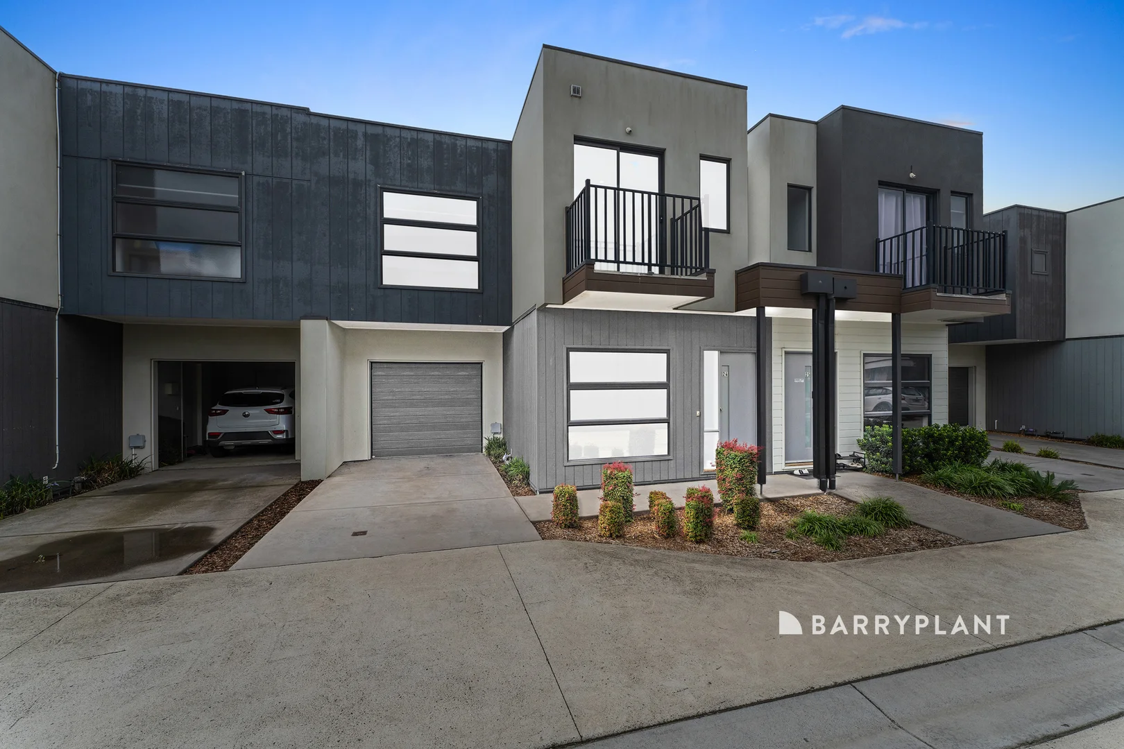 Additional image 2 of 24 Cassius Circuit, Cranbourne North VIC 3977
