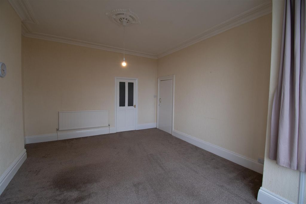 Additional image 4 of 1 bed flat to rentThe Parade, Barry CF62