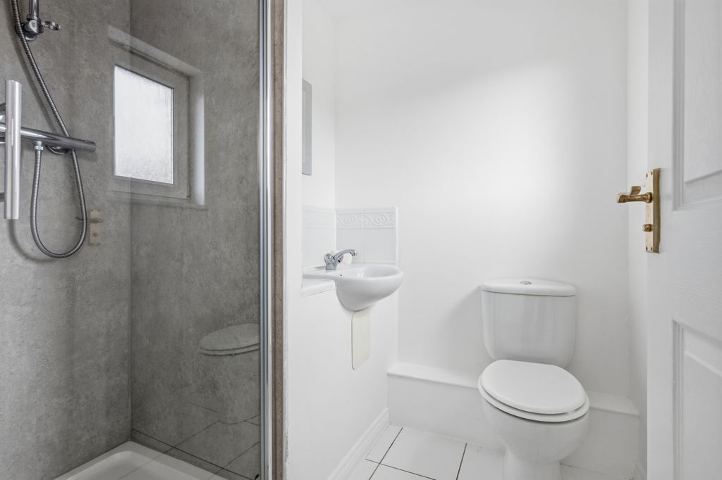 Additional image 17 of 4 bed detached house to rentRose Street, Tullibody FK10