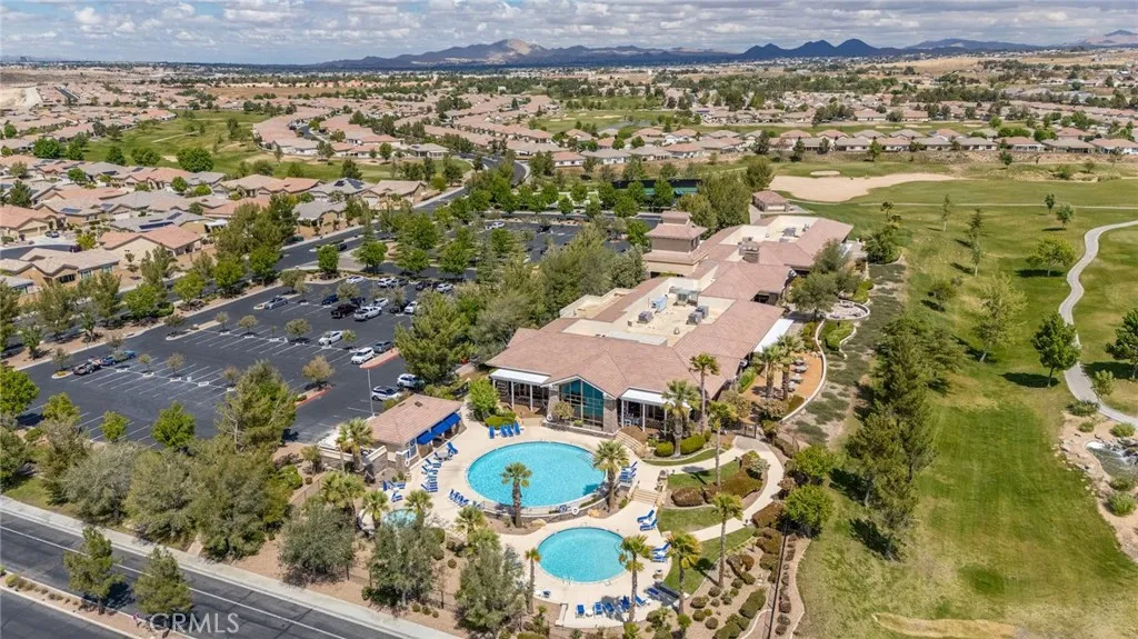 19493 Tor Hill Ln, Apple Valley, CA 92308
