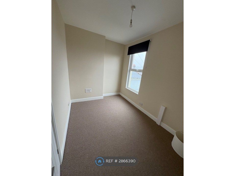 Additional image 9 of 4 bed end terrace house to rentStation Road, Plymouth PL2